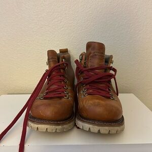 Eddie Bauer K-6 Boots in Paprika